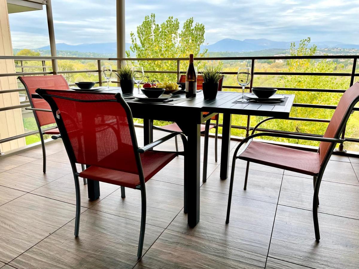 Superbe Appartement, Piscine, Vue Mer Et Montagnes Antibes Exterior photo